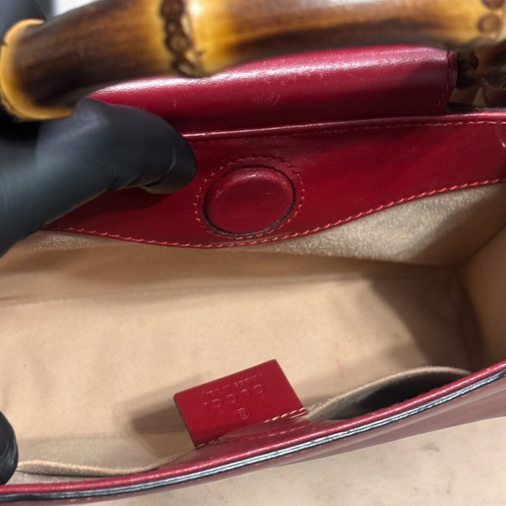 Red GUCCI Mini Bamboo Nymphaea Satchel - Picture 11 of 16